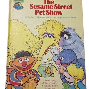 Sesame Street Pet Show Book